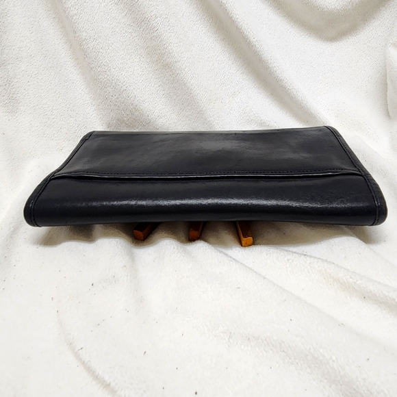 Vintage Coach NYC Envelope Clutch  "9810" - Picture 14 of 15